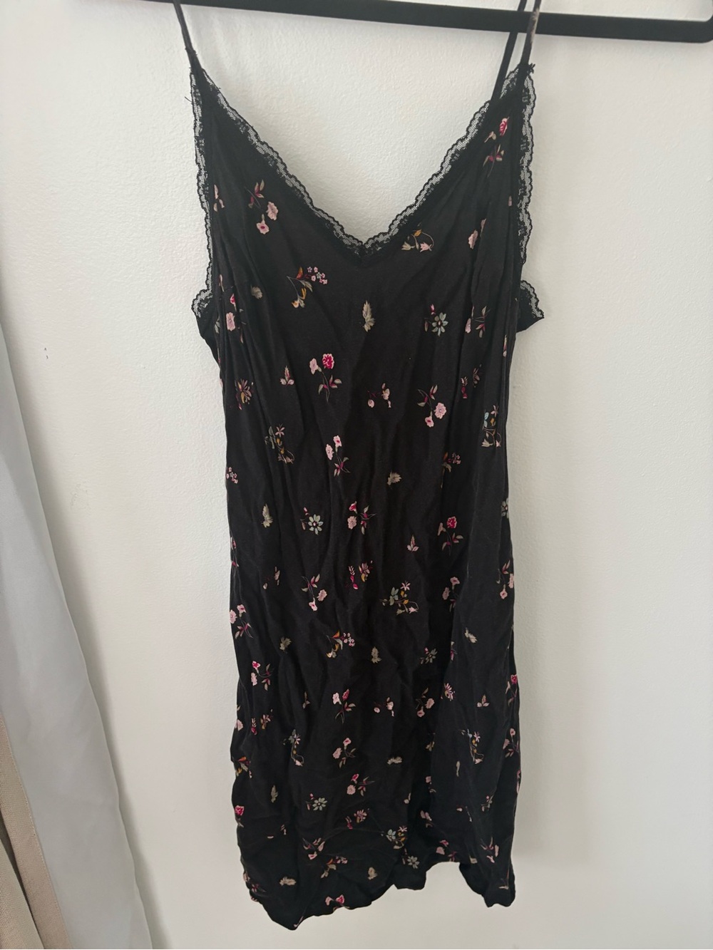 Hollister Black Floral Lace-Trim Cami